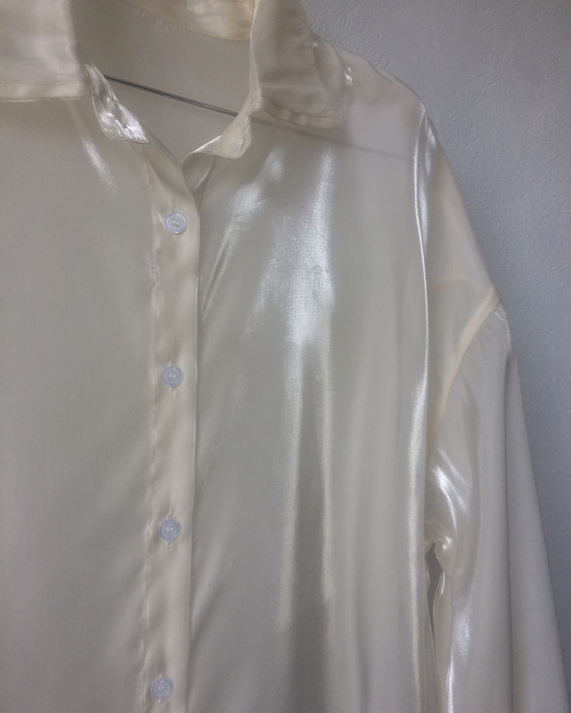 Glossy see through shirt 상품이미지4