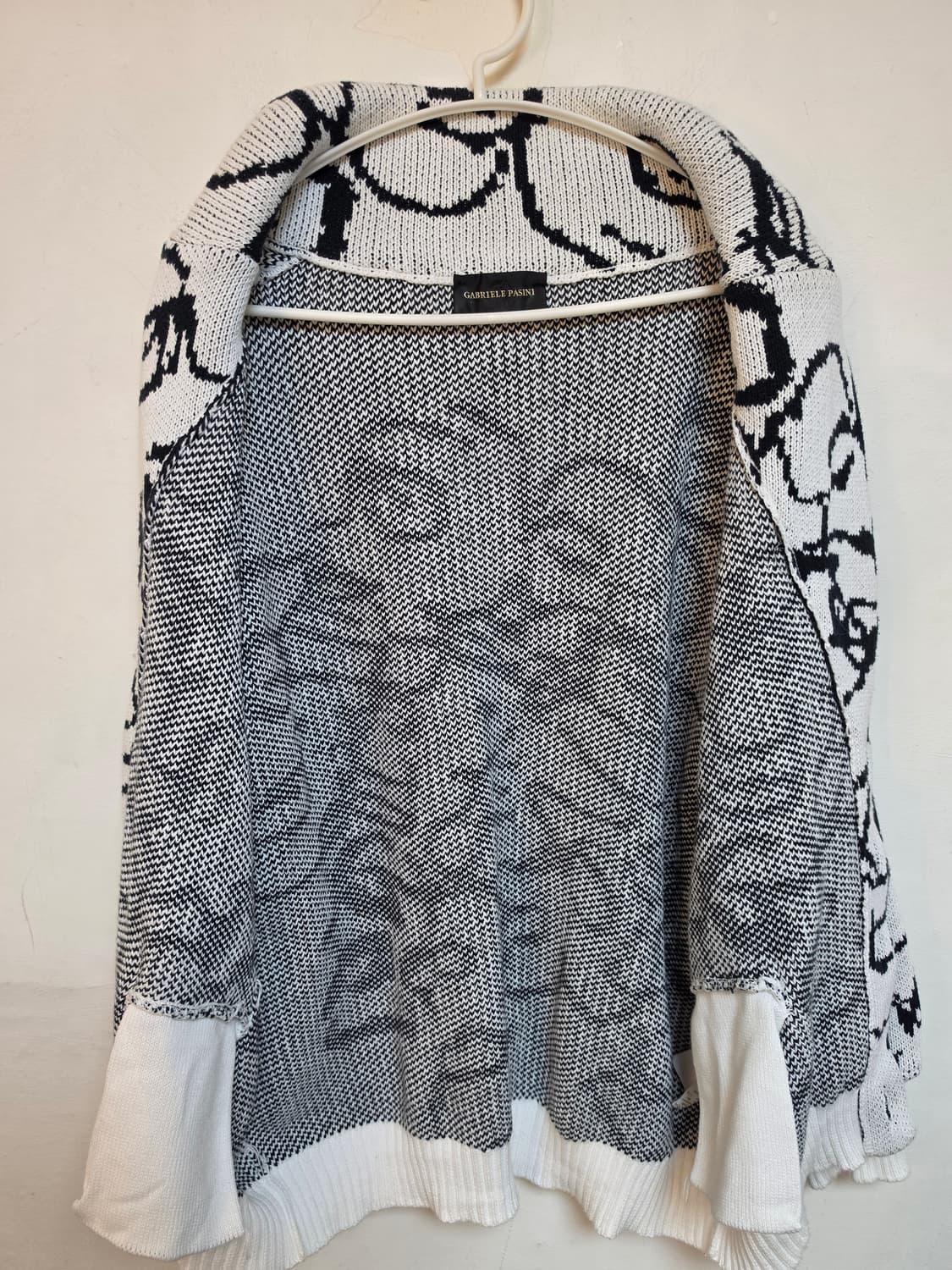 
Gabriele Pasini 가디건 95 (새상품급)
 상품이미지4