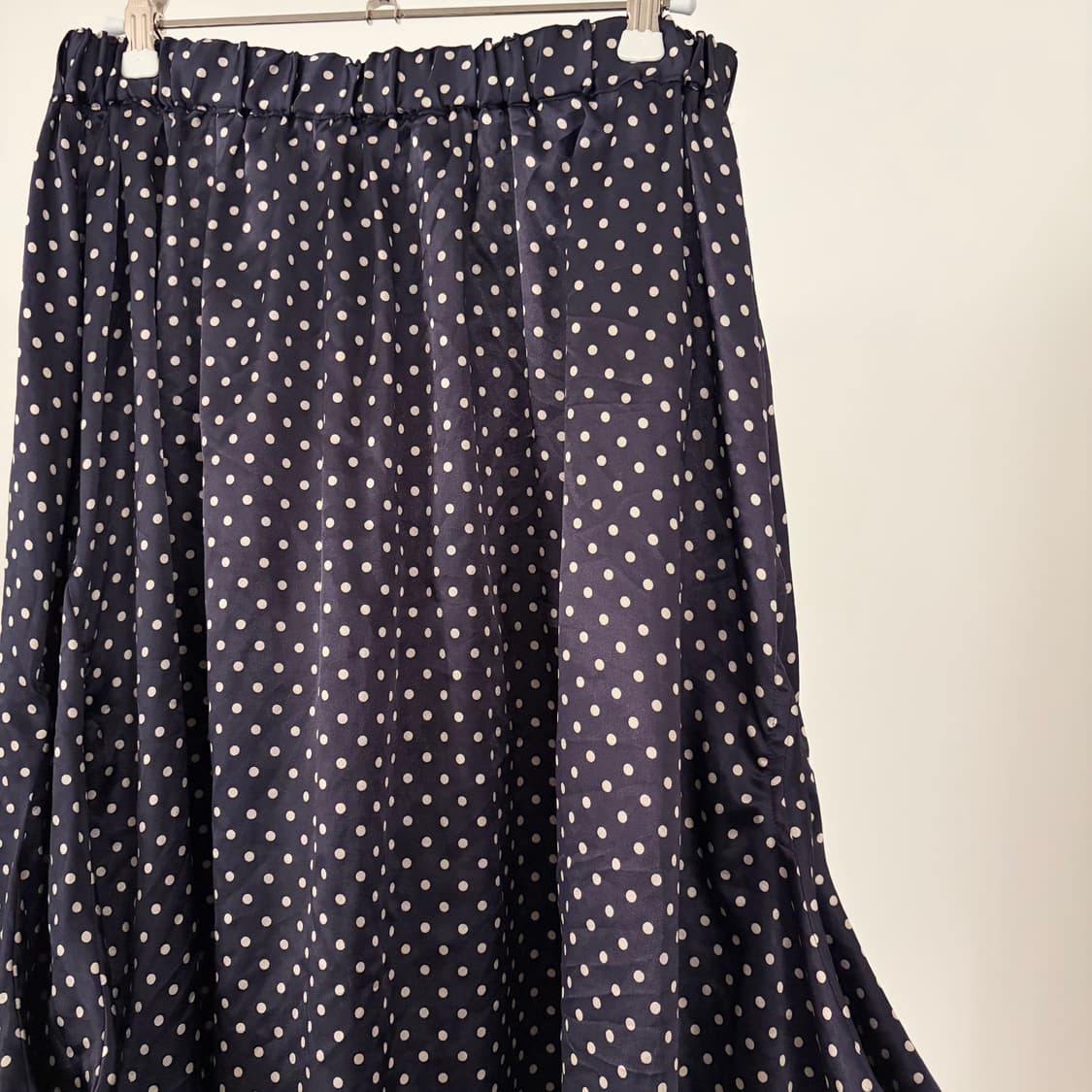 Polka Dot Transformed Satin Skirt 상품이미지4