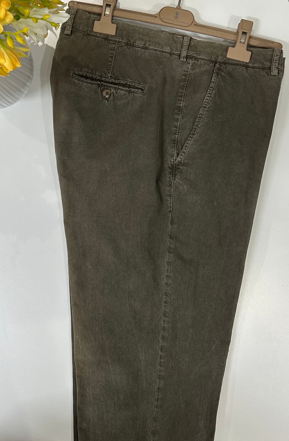 브루넬로 쿠치넬리 올리브그린 치노 팬츠 상품이미지1