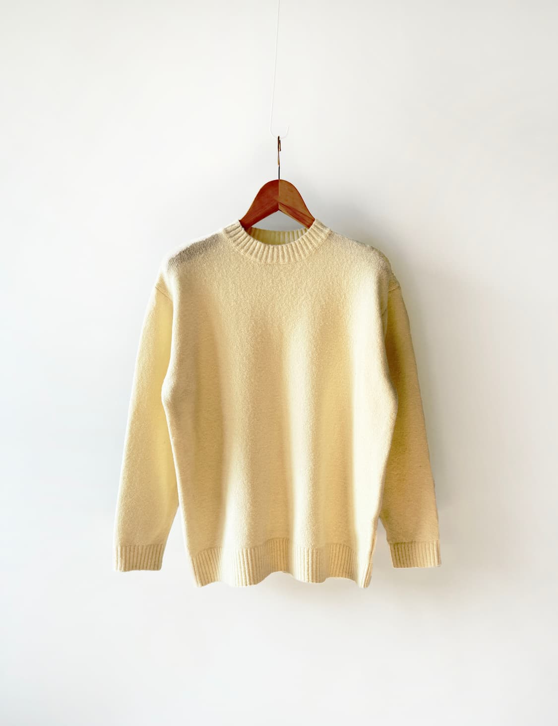 메리노울 알파카 블랜딩 펄 라운드 니트 상품이미지1