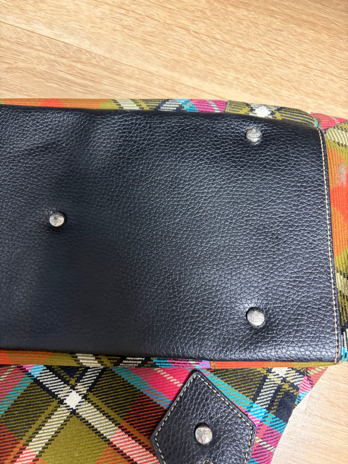 비비안 웨스트우드 체크 토트백 빈티지 상품이미지4