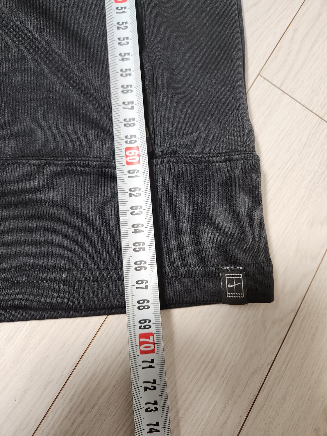 나이키 집업 저지 트랙탑 사이즈105(xl)

지퍼고무 파손(사진참조)
 상품이미지4