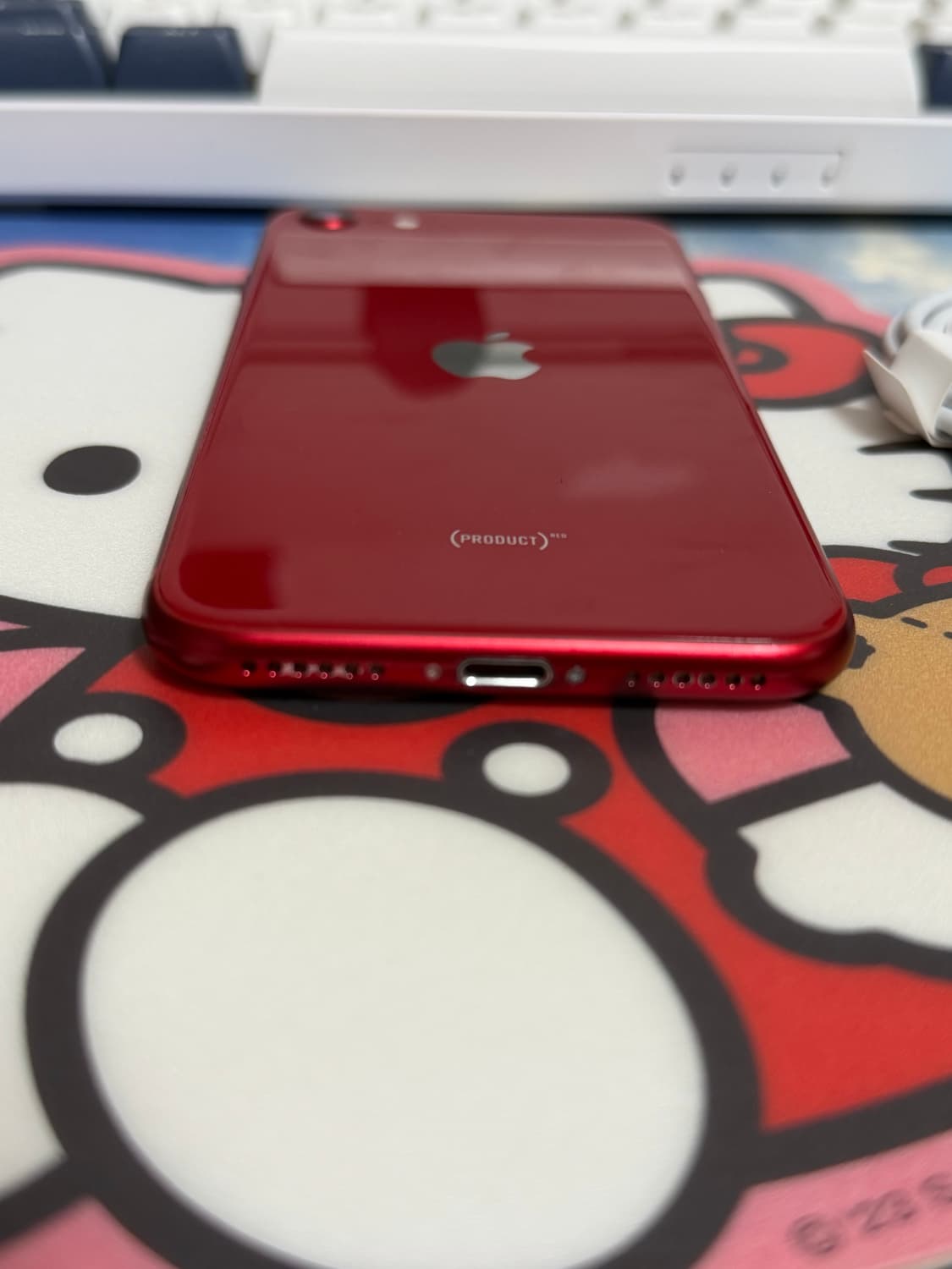 아이폰se3 레드 상품이미지3