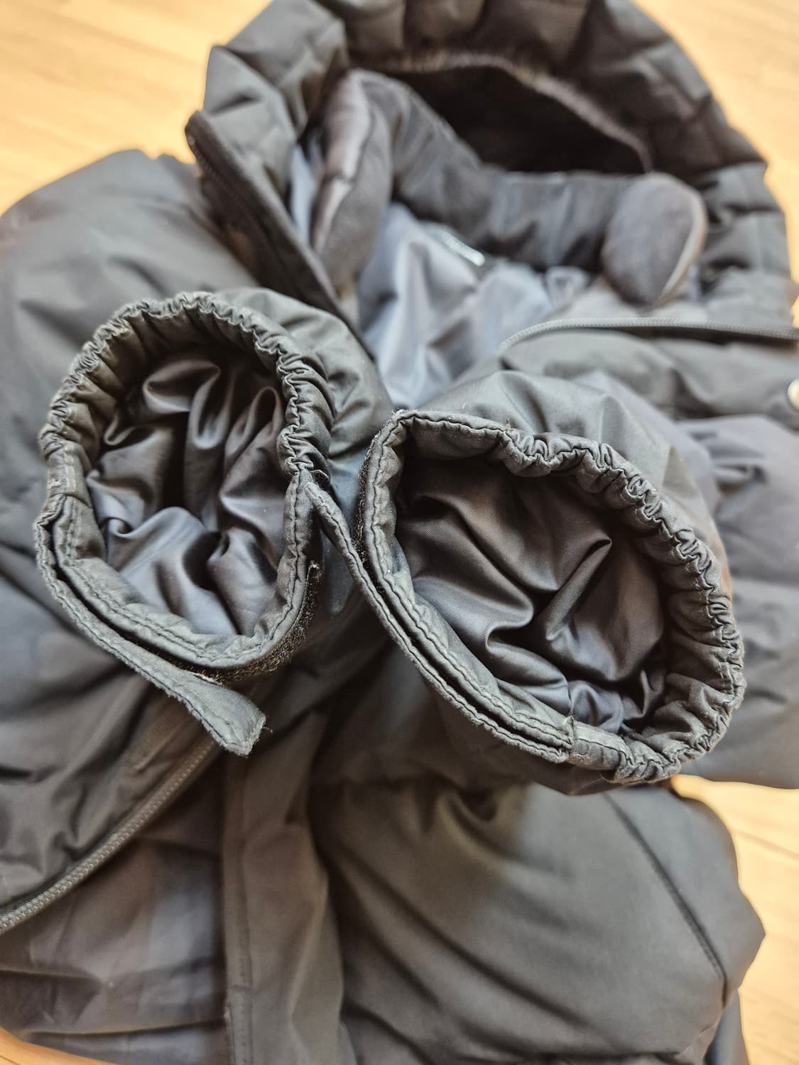 노스페이스 키즈 덕다운 패딩 130사이즈입니다. 충전재는 덕다운 80%  상품이미지10