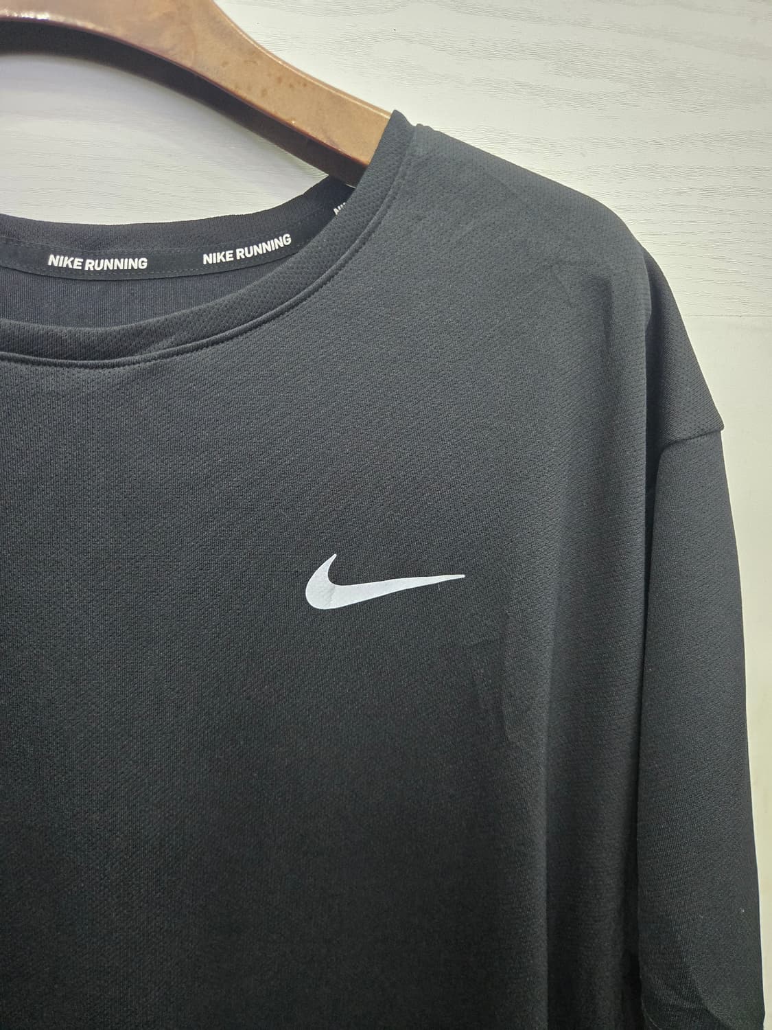 105,XL )) NIKE 나이키 러닝 드라이핏 반팔티셔츠! 깔끔한디자인 상품이미지2