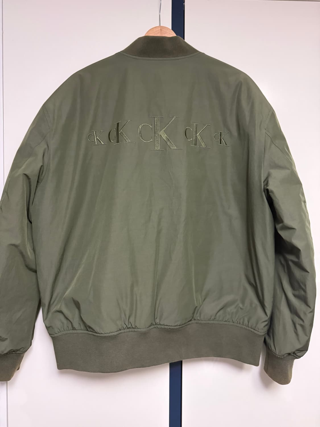 켈빈 양면패딩 항공점퍼 L 상품이미지1