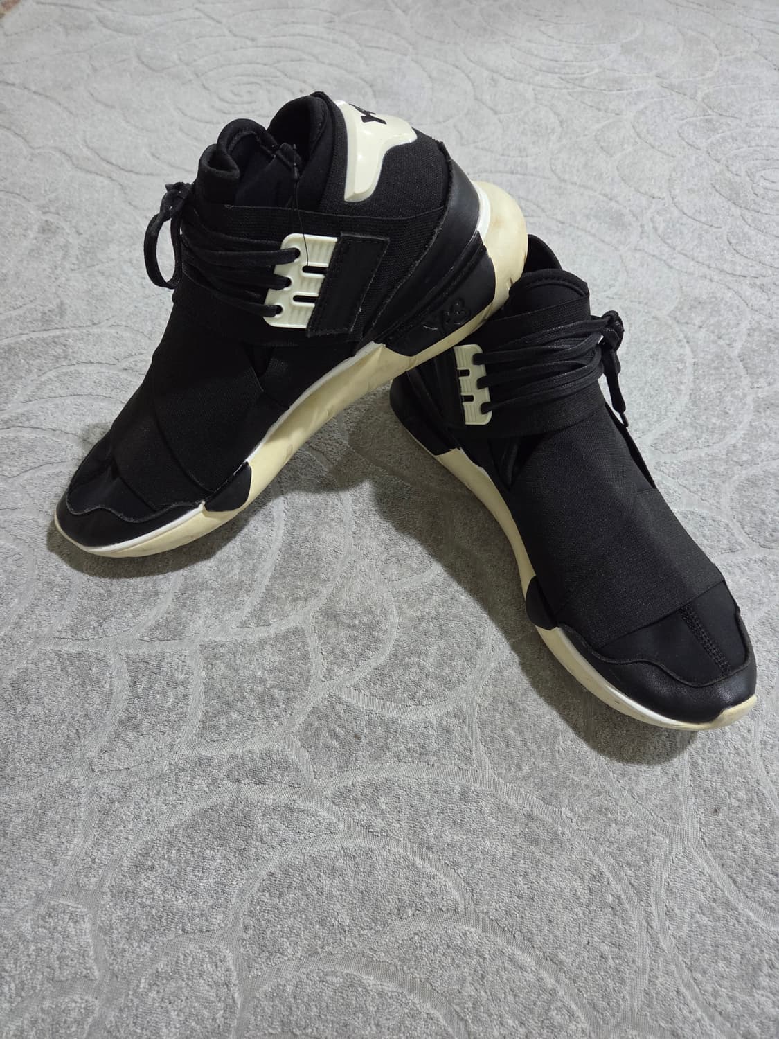Y-3 콰사 하이(Qasa High) 블랙/화이트 상품이미지2