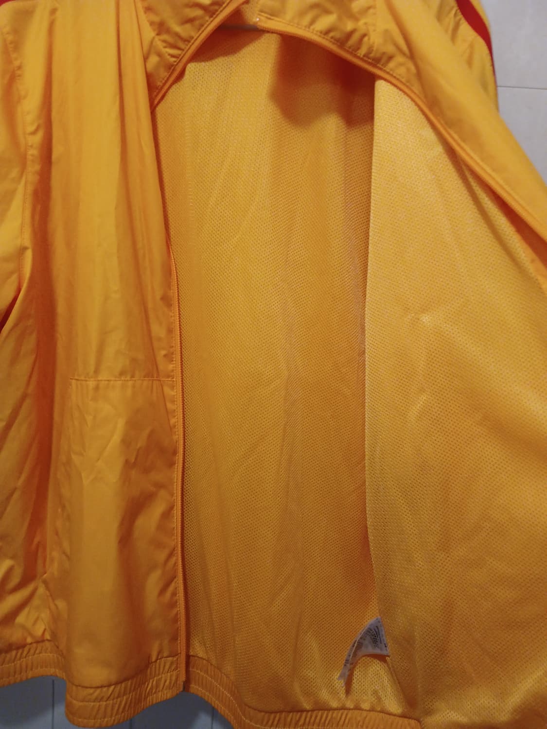 아디다스 정품 남성 바람막이 3XL 사이즈 상품이미지4