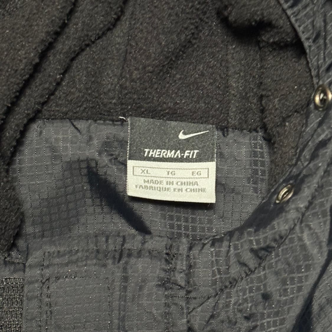 XL 나이키 스우시 올드스쿨 블랙 자켓 상품이미지4