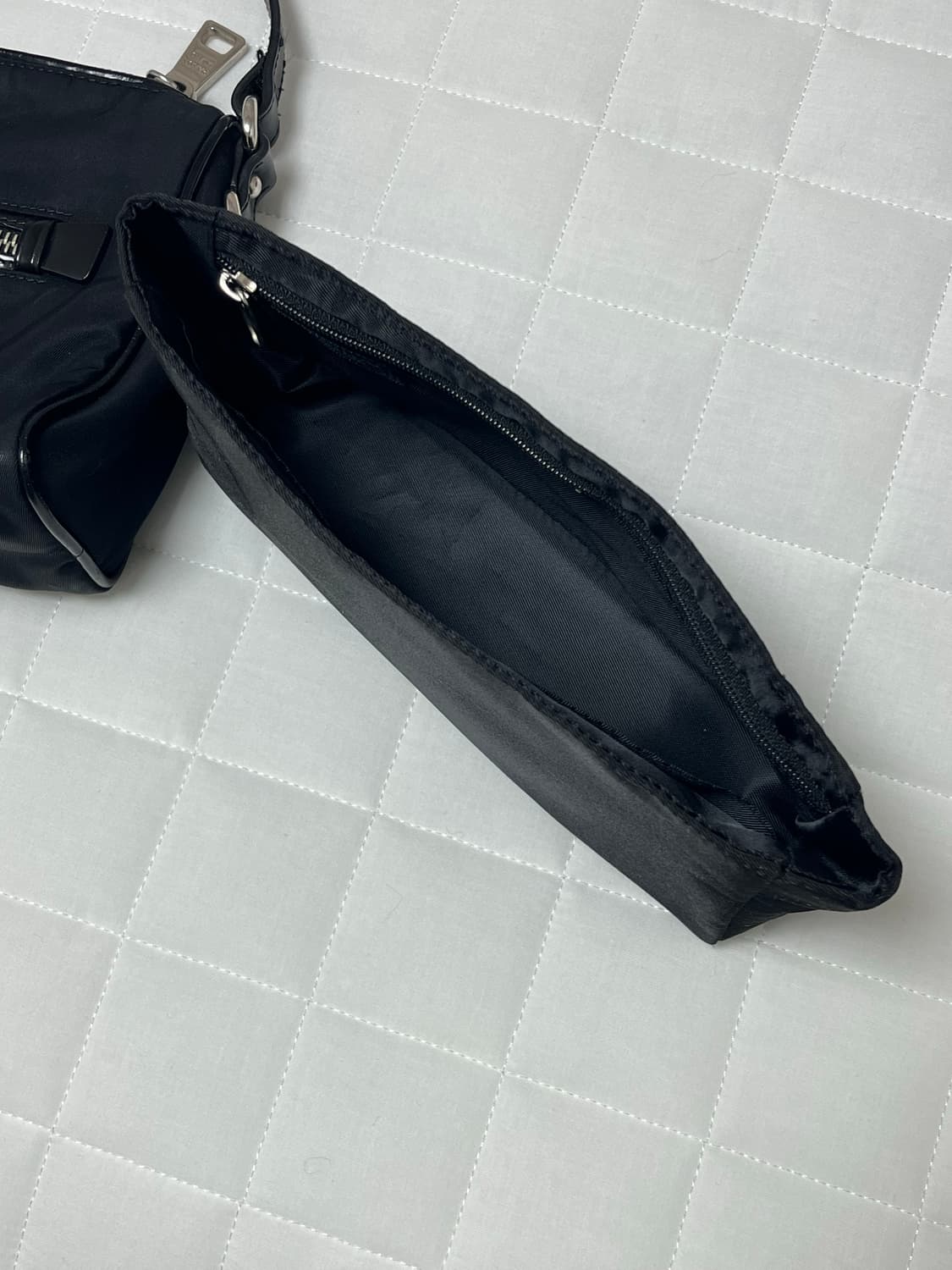 프라다 미니 숄더백 상품이미지5