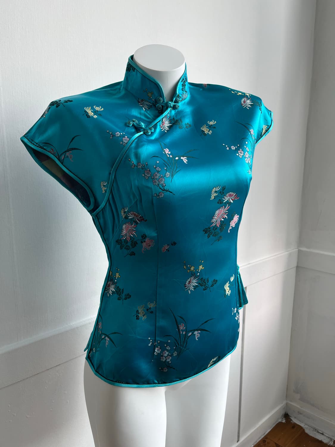 아오자이 라글란 실크 탑 상품이미지1