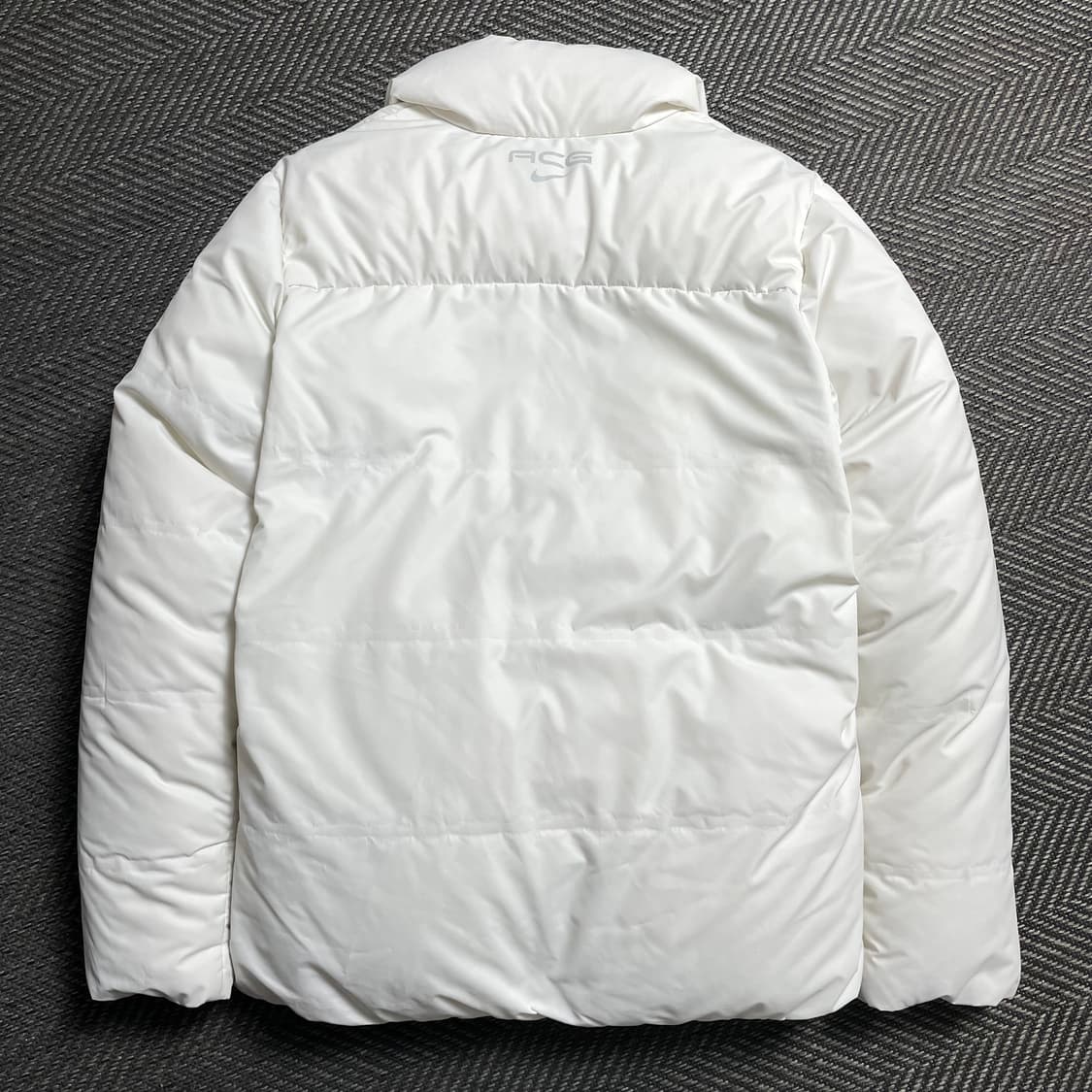 00s 나이키 ACG 구스다운 푸퍼 패딩 화이트o 5691 상품이미지5