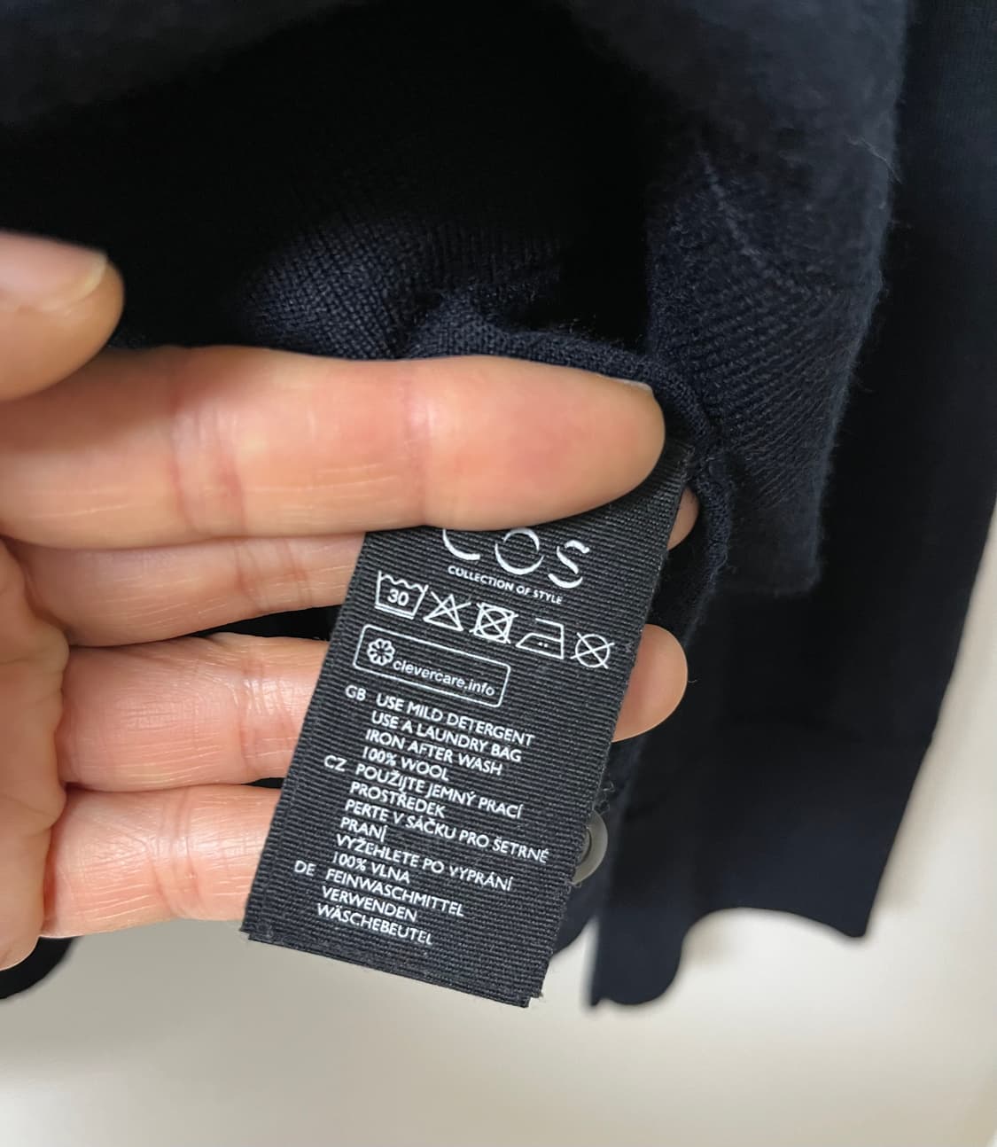 코스 카라티 긴팔 울 100% 상품이미지9