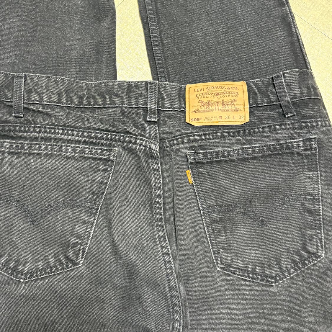 90s USA🇺🇸 리바이스 505 오렌지 탭 블랙 흑청 상품이미지5