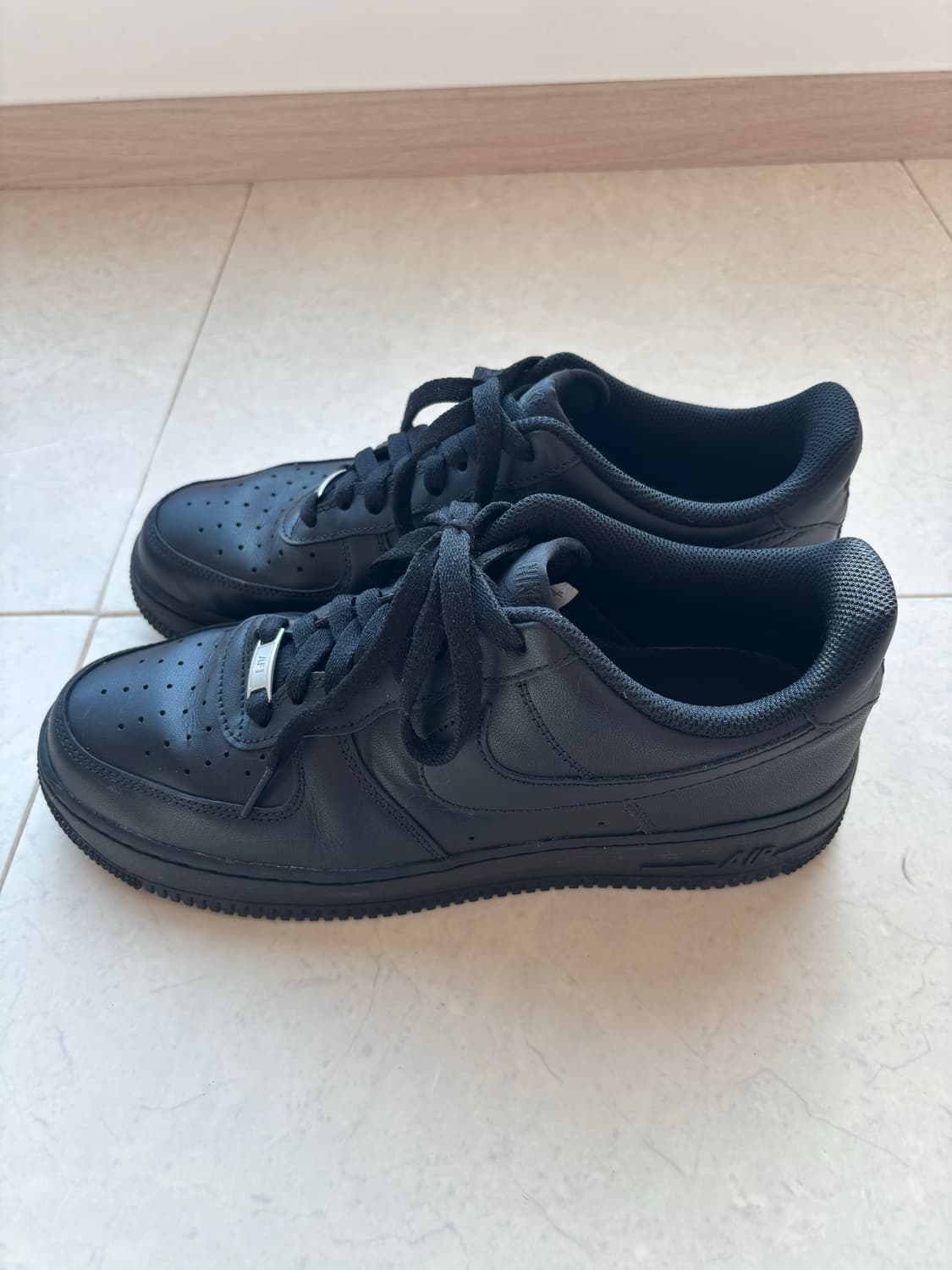 나이키 에어포스 1 '07 올블랙 280 상품이미지2