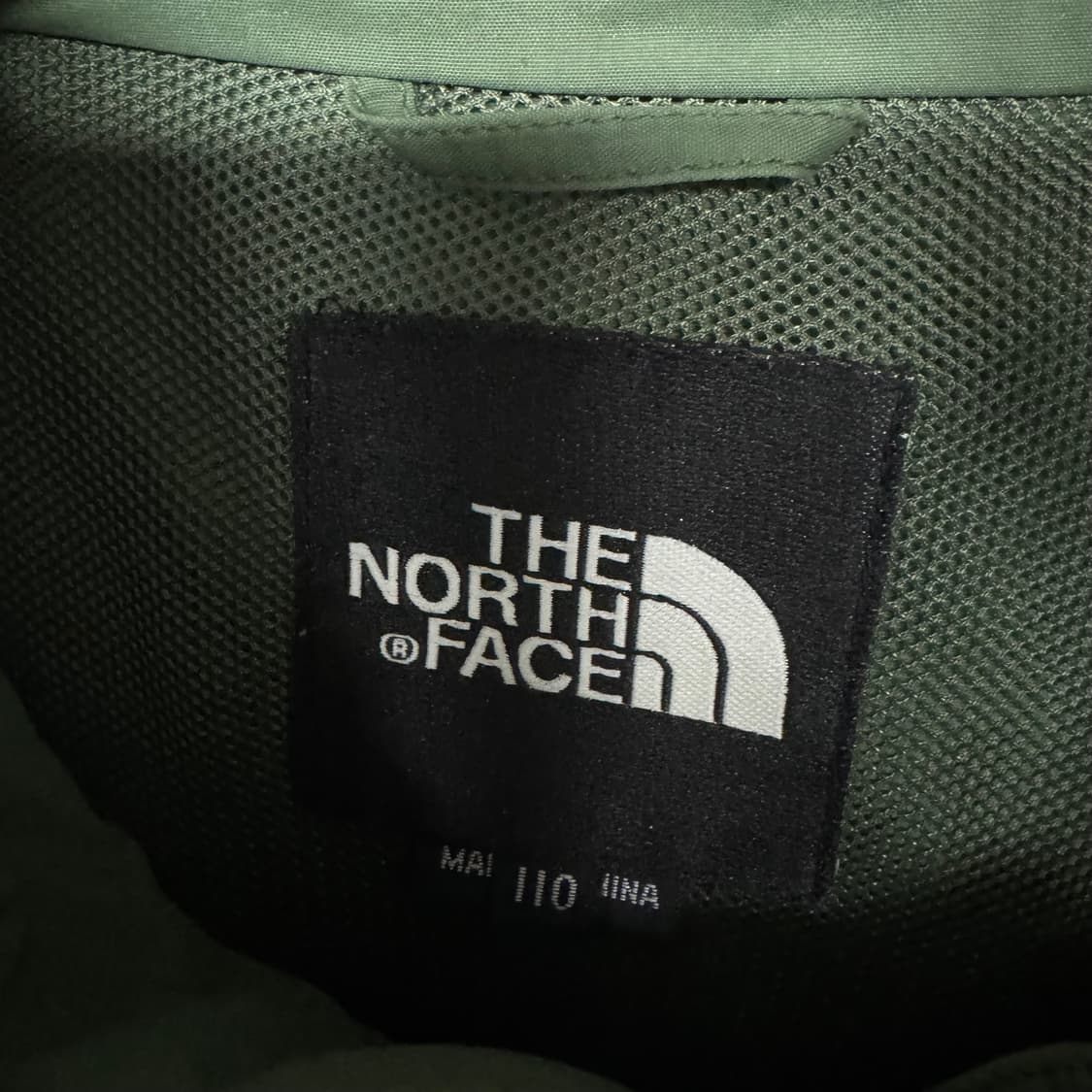 노스페이스 로고 바람막이 자켓 상품이미지3