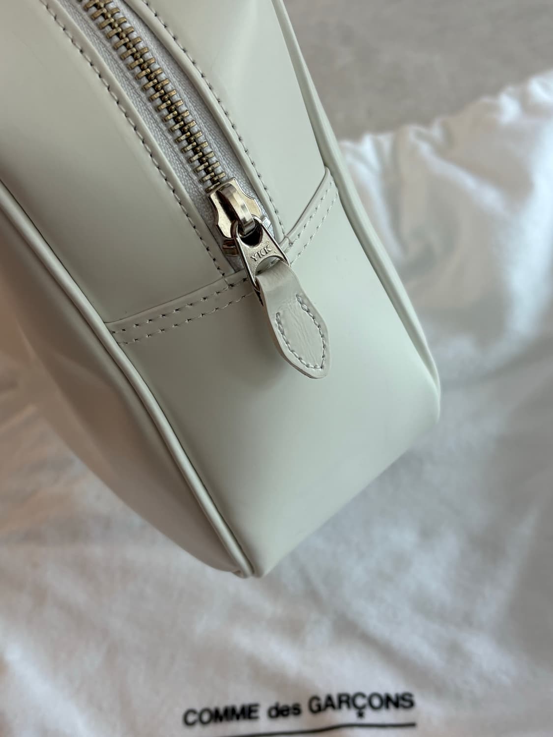 꼼데 아오아먀백 화이트 스퀘어 2호 상품이미지3