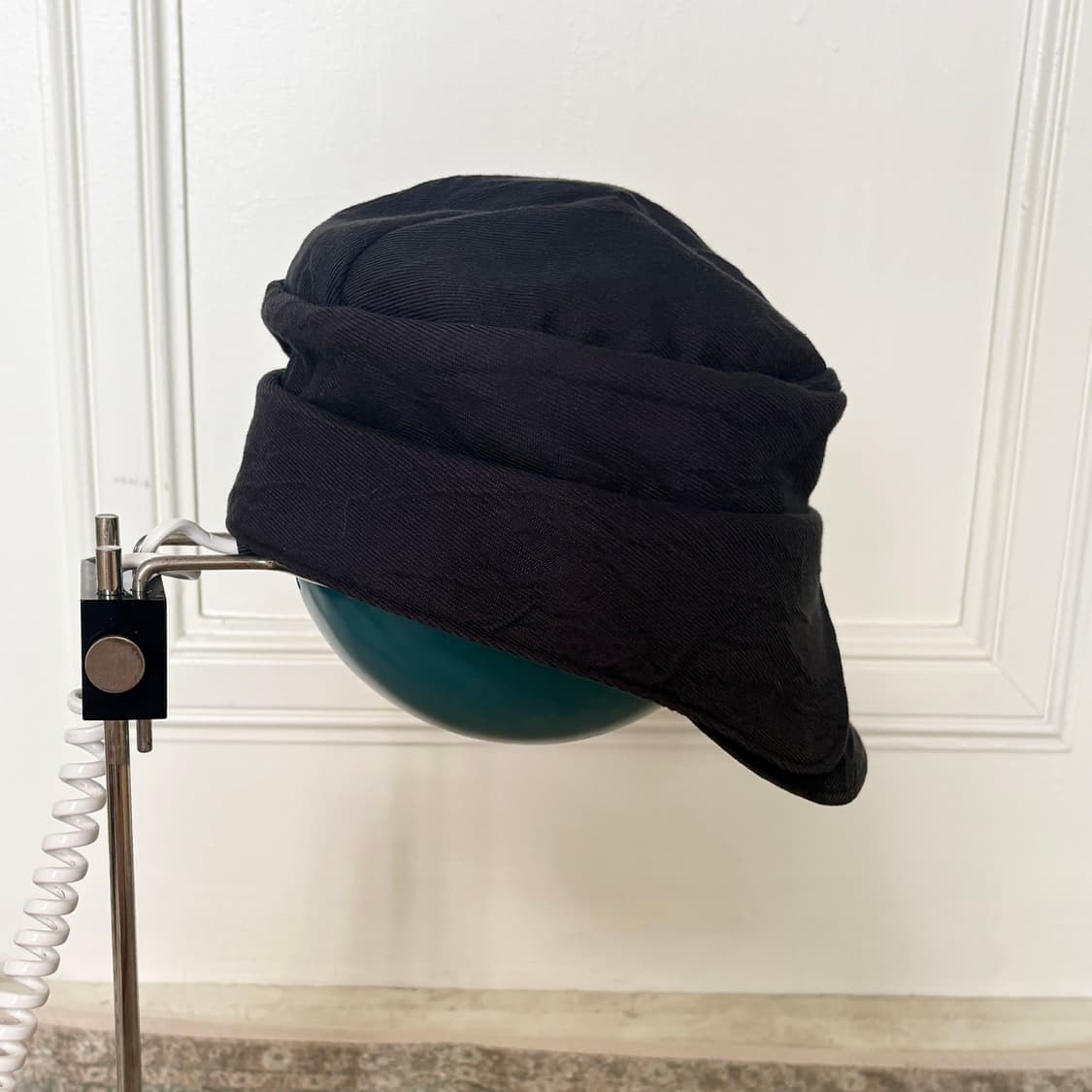 CA4LA Cross Brim Asymmetric Bucket Hat 상품이미지2