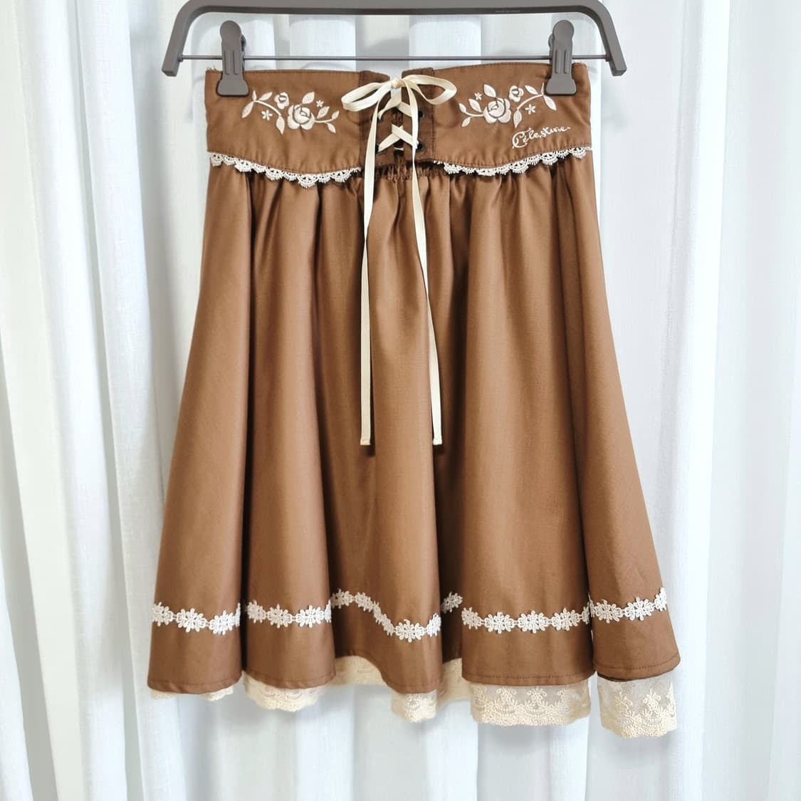 ARROW 애로우 코르셋 레이스 밴딩스커트 밀크초코 (M) 미시착새상품 상품이미지1