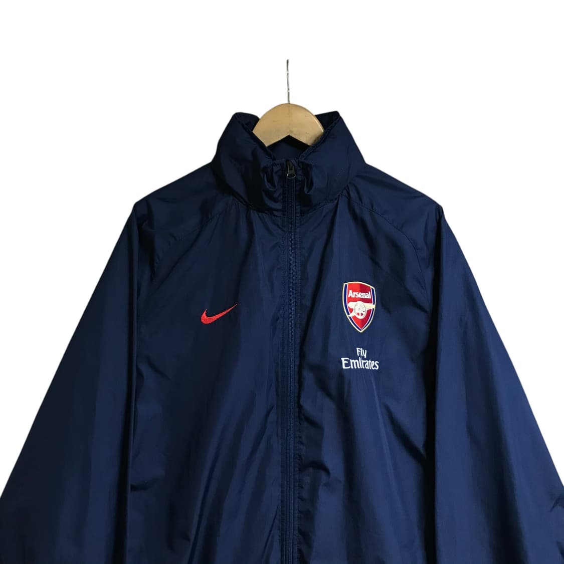 나이키 아스날 오버핏 바람막이 상품이미지1