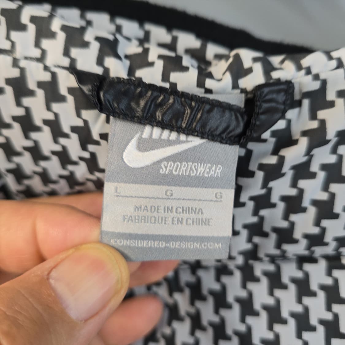 나이키(Nike) 구스다운 후드 경량패딩 L 상품이미지6