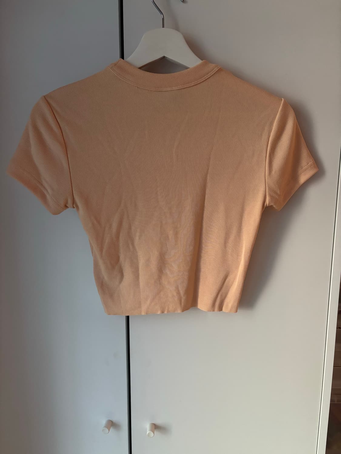 kith 피치색 립 크롭 티  상품이미지4
