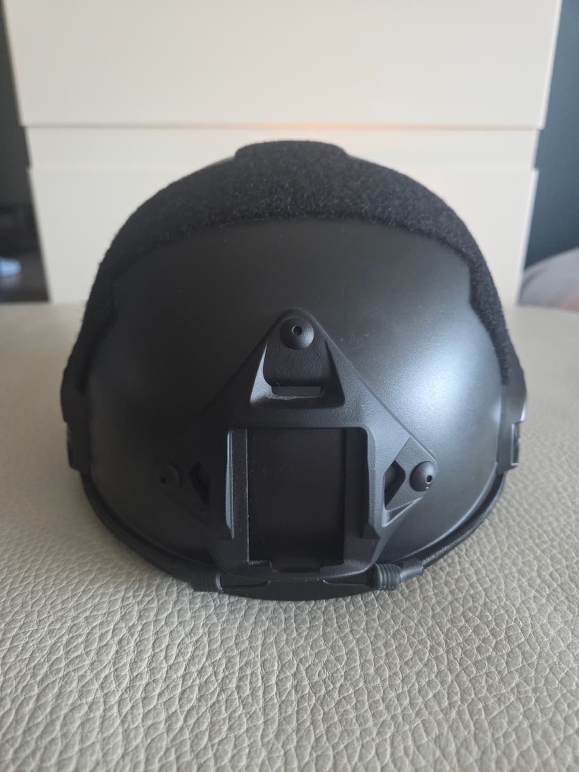 택티컬 전술용 검정 헬멧 상품이미지1