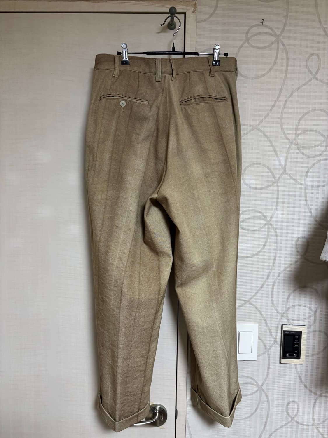 빔즈플러스 프린티드 울 투턱 트라우저 상품이미지2