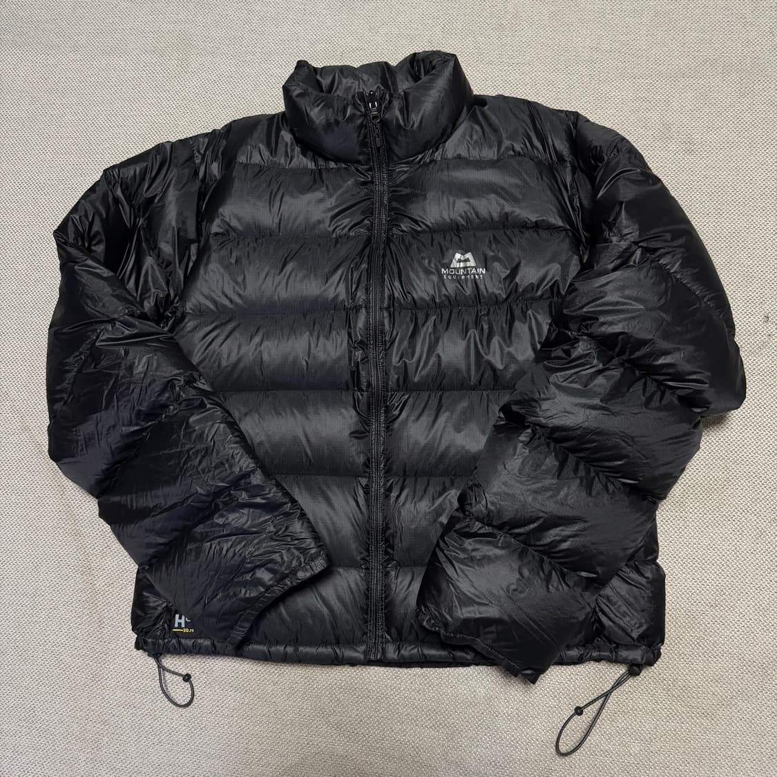 마운틴 이큅먼트 다운 패딩 상품이미지3