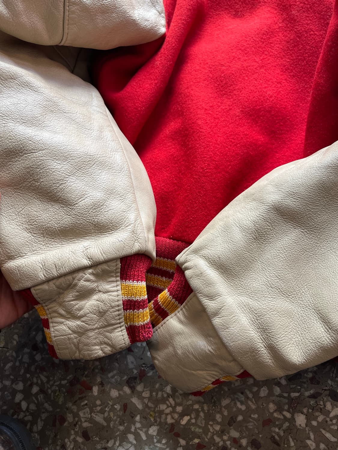 골든베어 90‘s 가죽 바시티자켓 상품이미지10