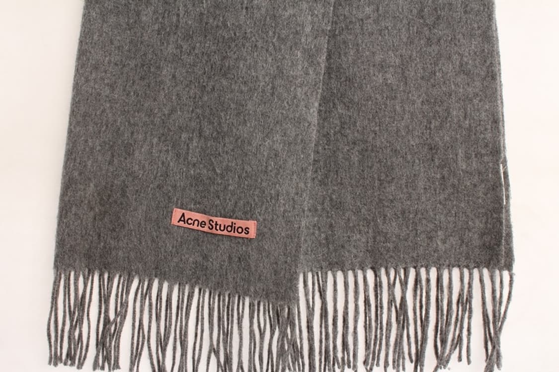 아크네스튜디오 머플러 상품이미지4