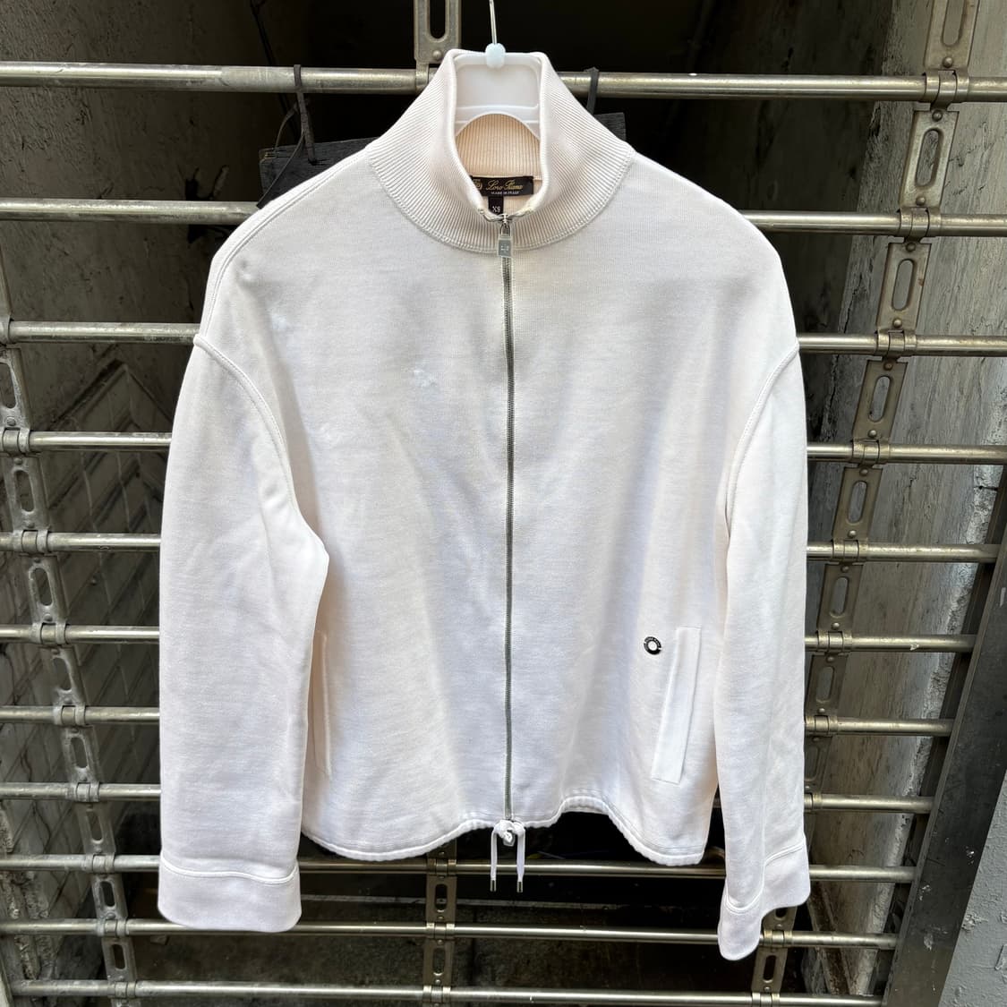 [xs] 매장판 로로피아나 캐시미어 100 집업 가디건 상품이미지1