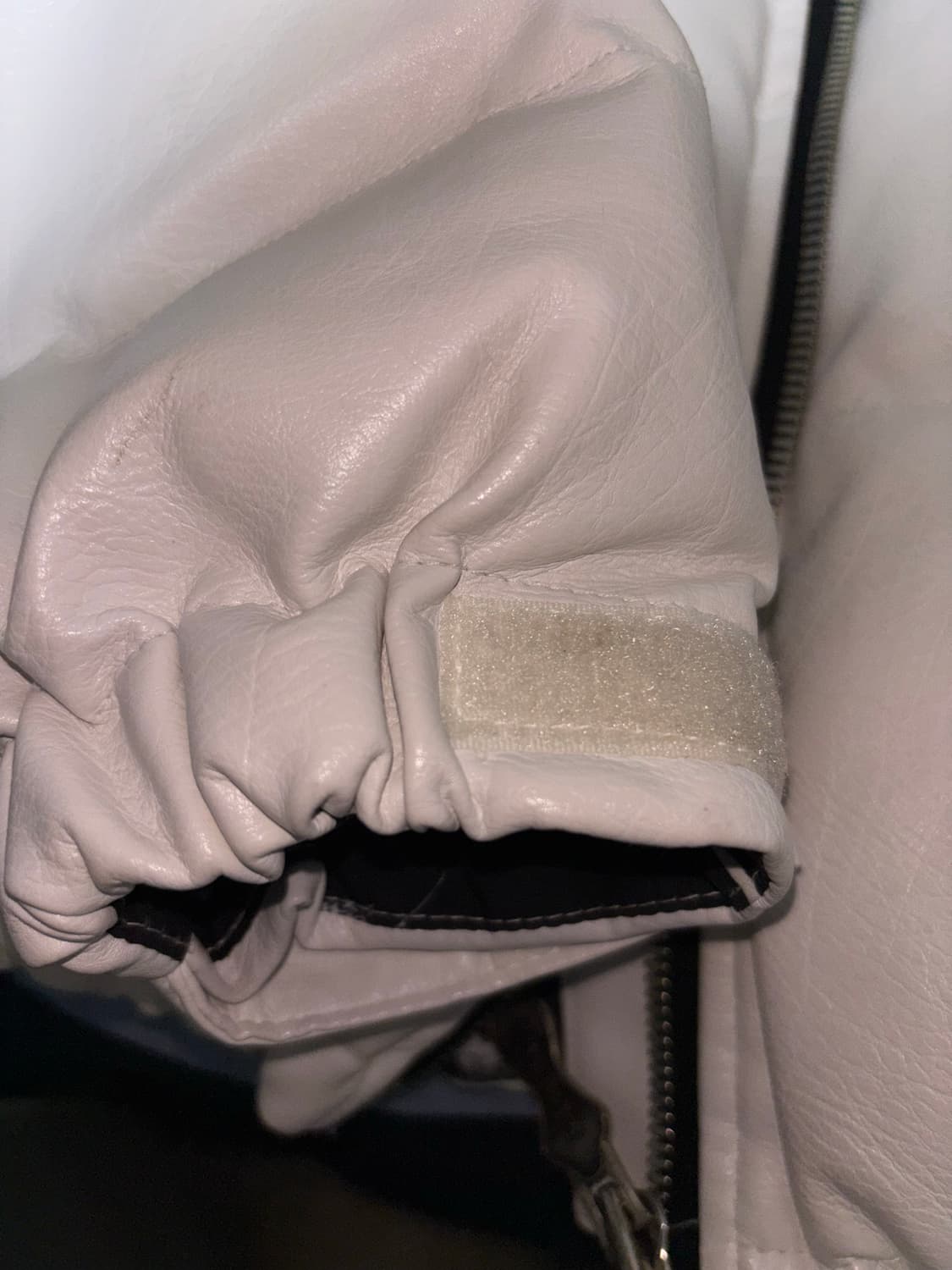 떠그클럽 화이트 패딩 3사이즈 상품이미지4