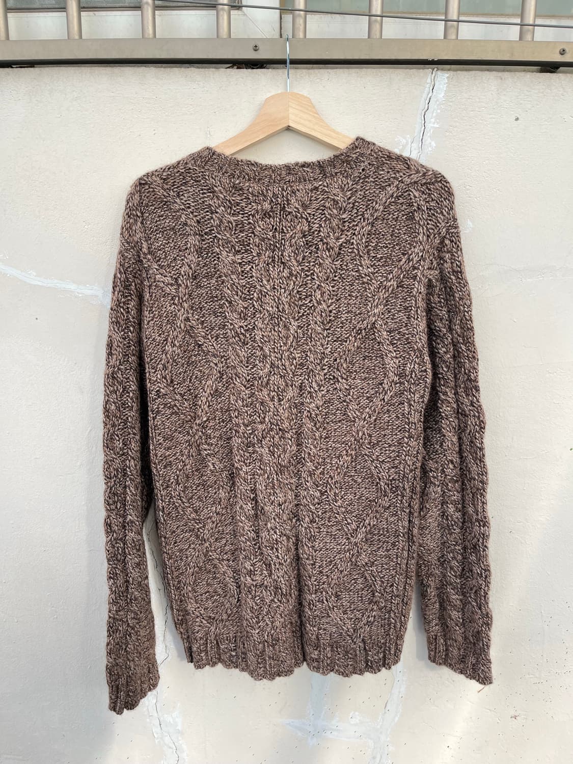 트위스트 브라운 니트 상품이미지4