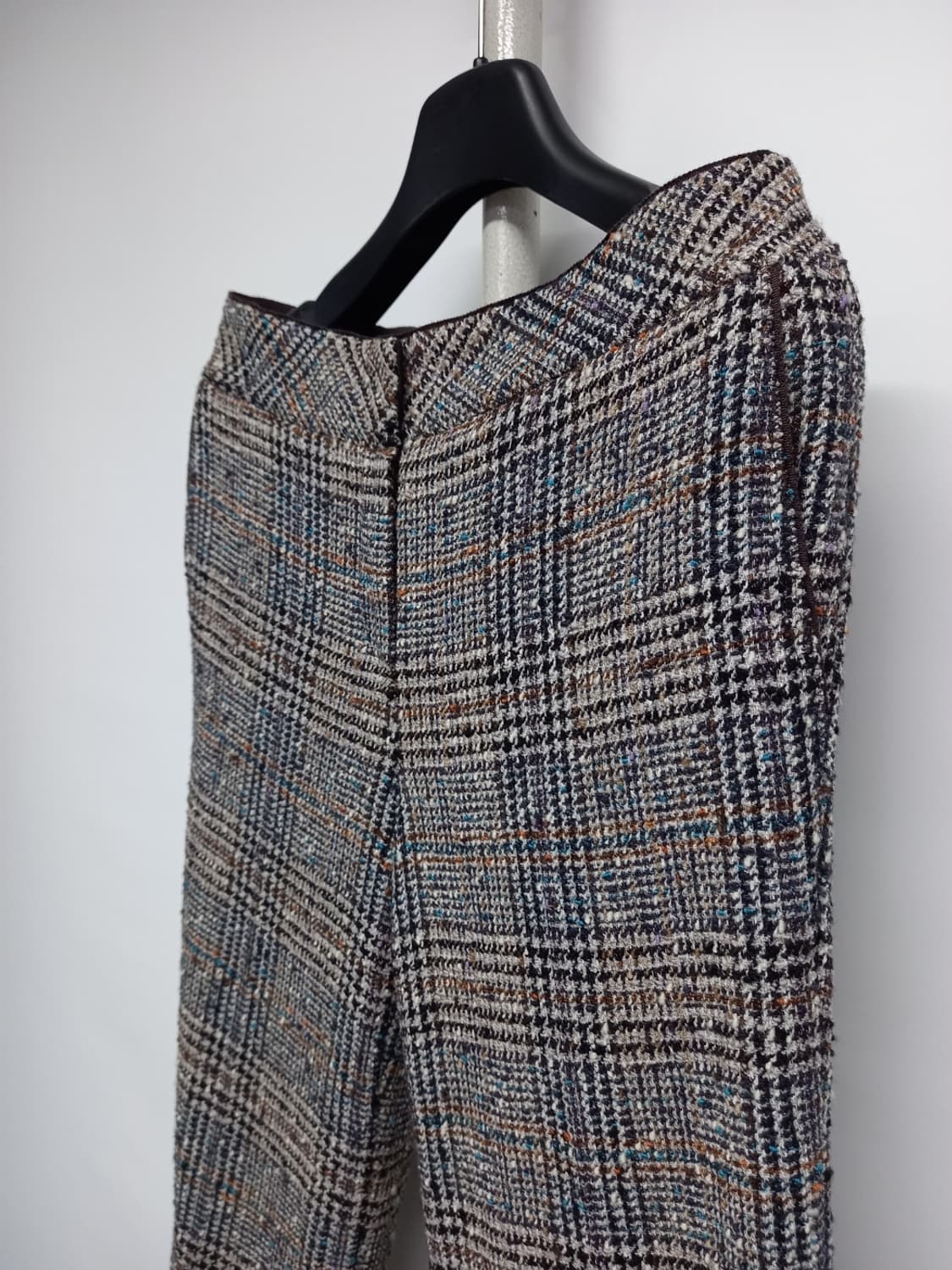 오브제 춘추  트위드 일자핏 팬츠 33.44 상품이미지3