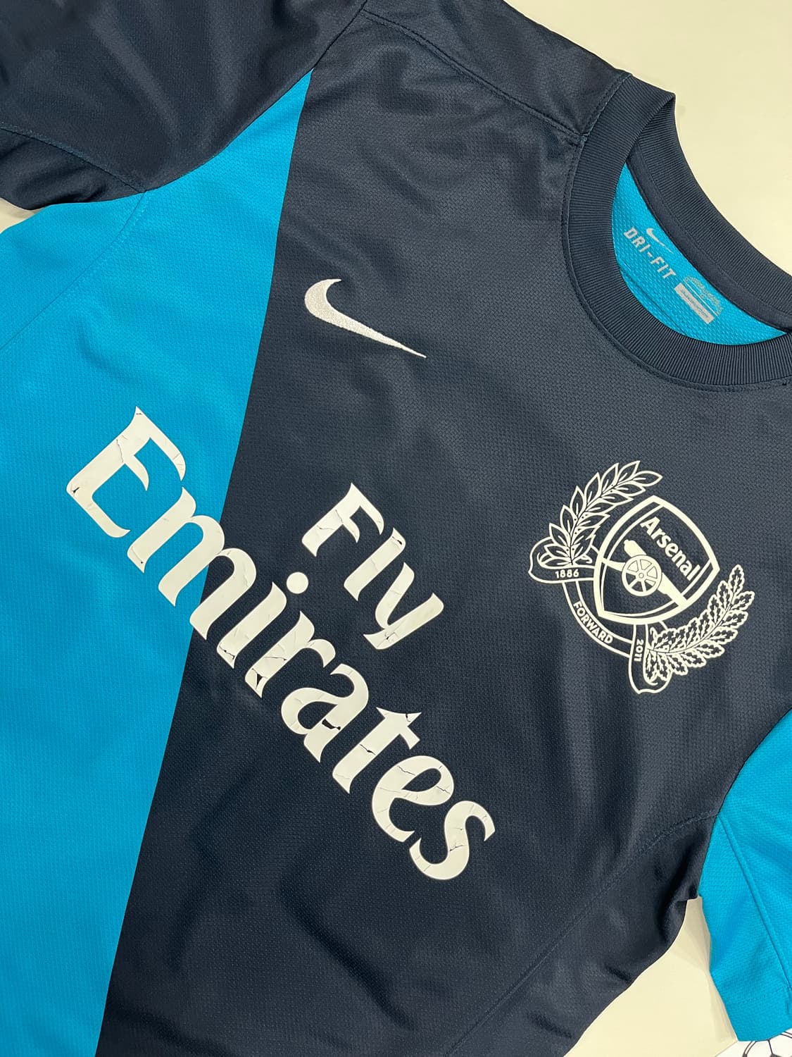 나이키 11-12 아스날 FC 125주년 어웨이 티에리 앙리 상품이미지4