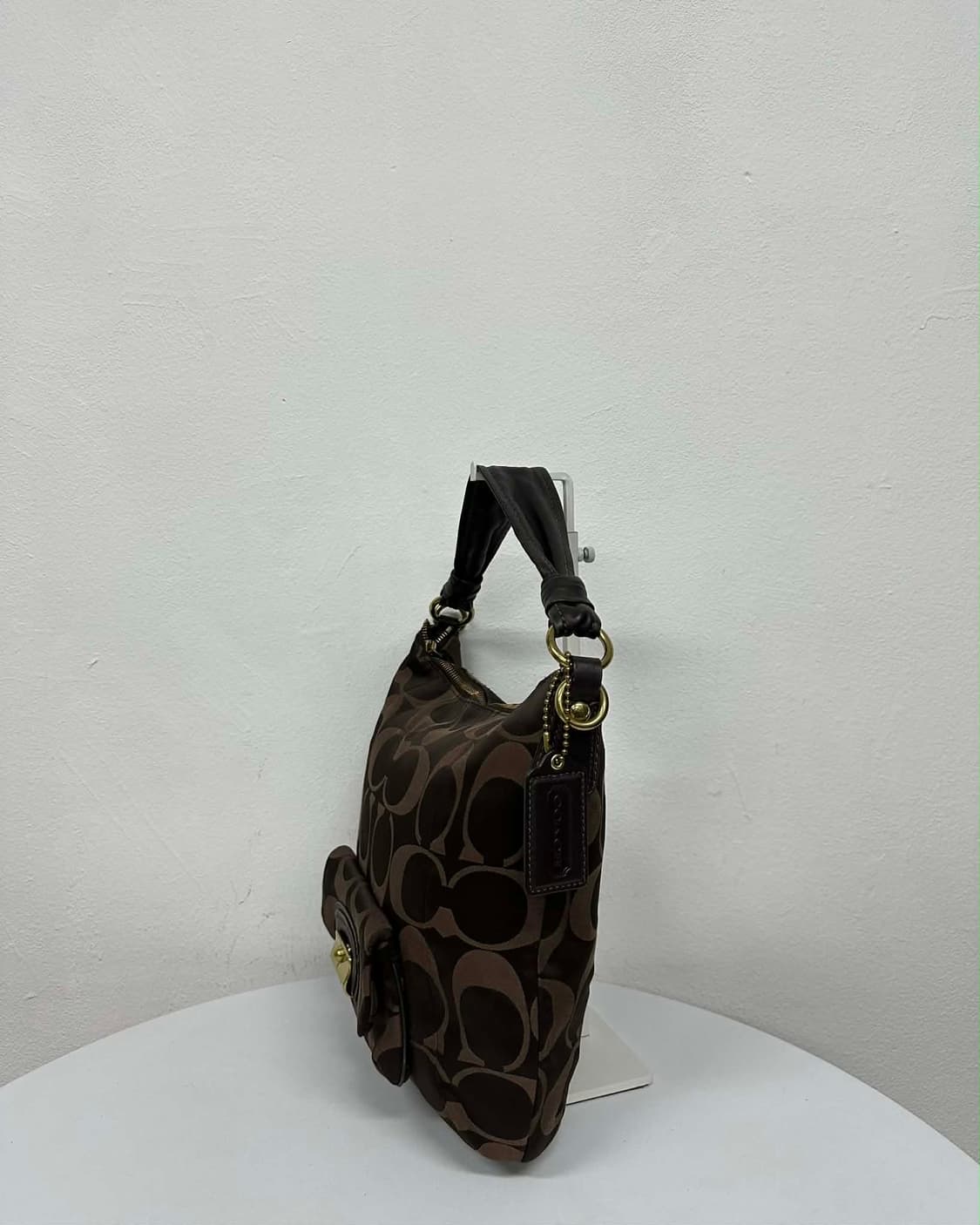 코치 시그니처 C 자가드 숄더백 상품이미지3