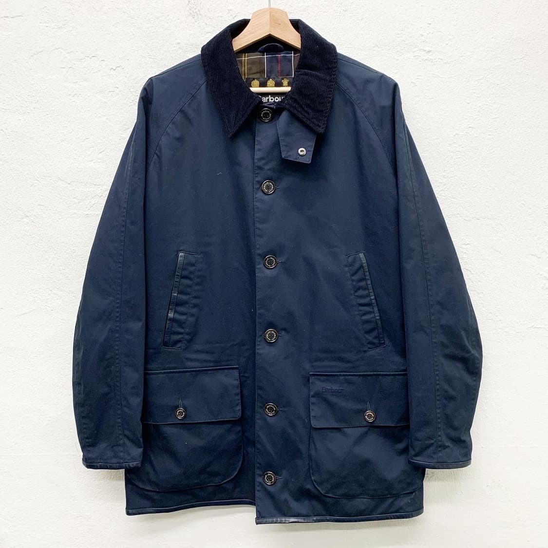 바버 인터네셔널 네이비 워터프루프 싱글 롱 자켓  상품이미지2