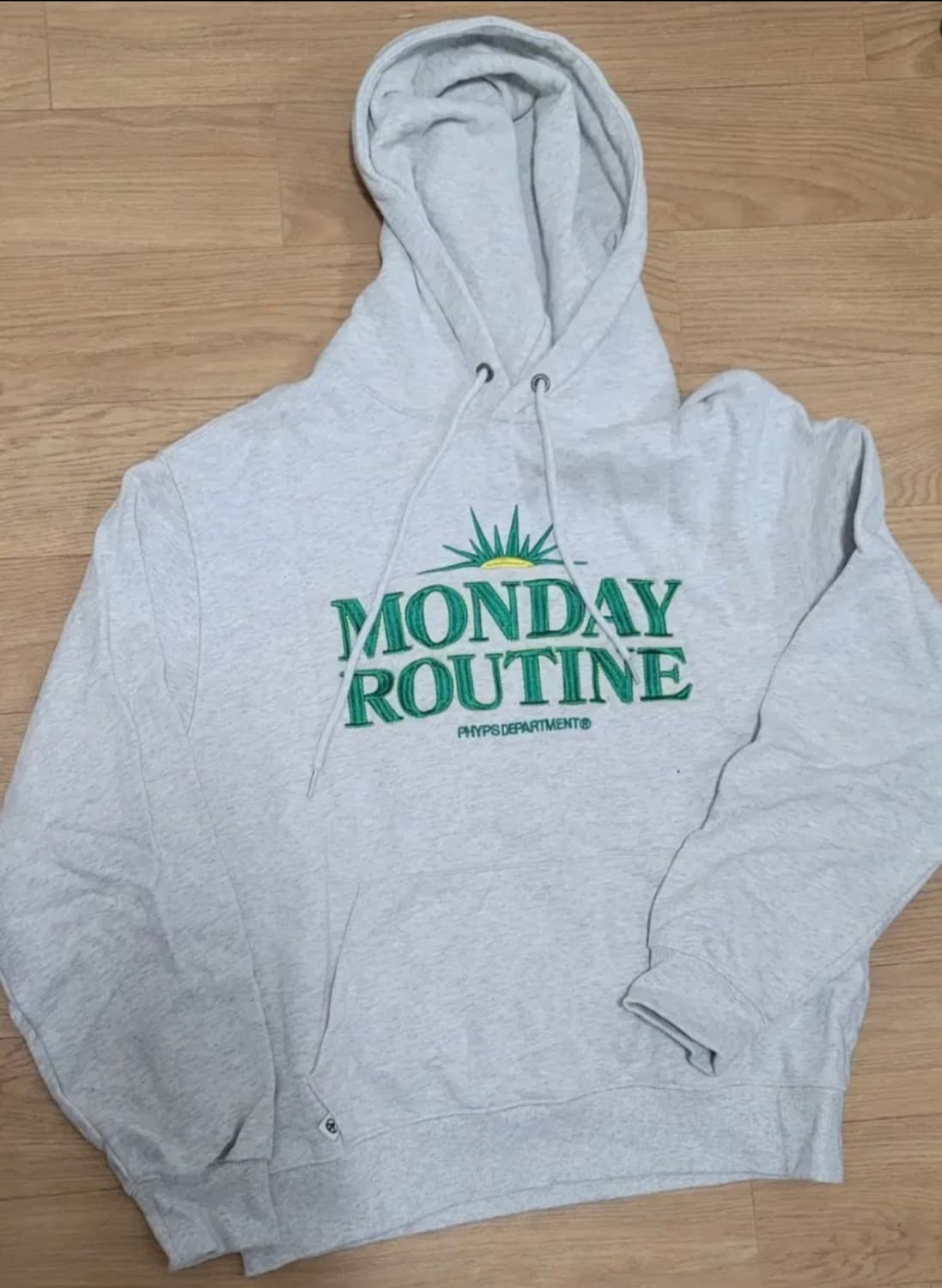 피지컬에듀케이션 먼데이루틴 후드티 상품이미지3