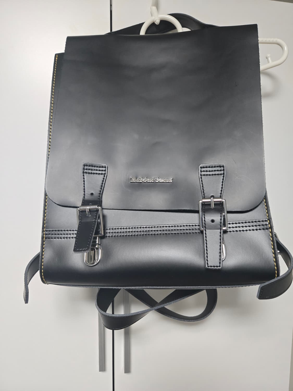 닥터마틴 백팩 상품이미지1