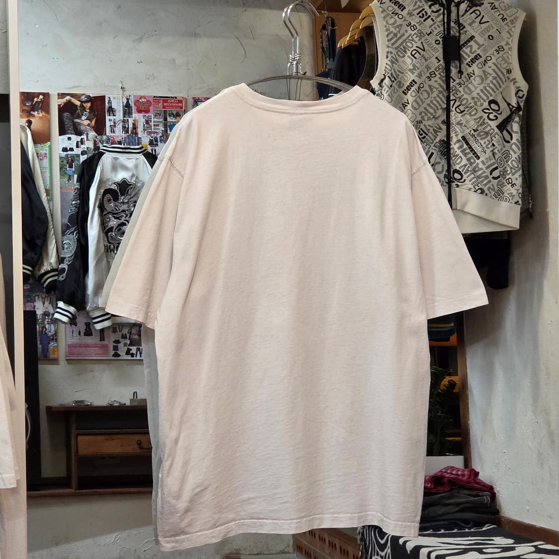 칼하트 화이트 포켓 오버핏 반팔 상품이미지4