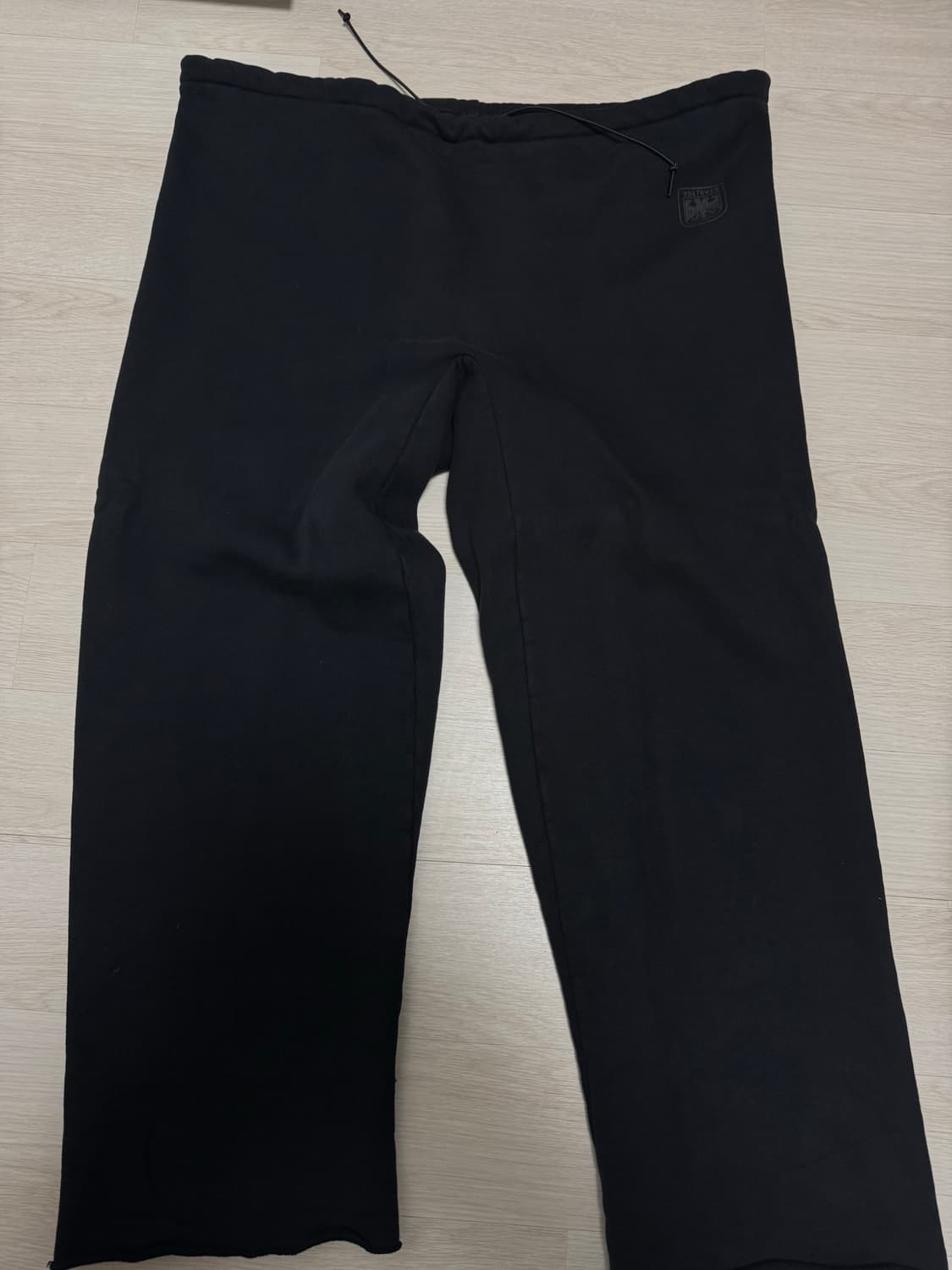 이지 벌쳐스 스웻팬츠 상품이미지1