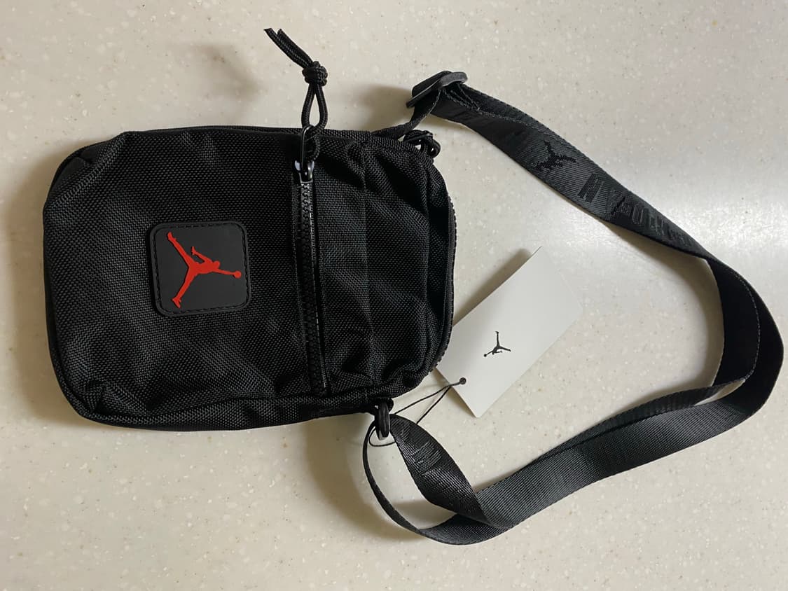 조던 미니 크로스백 상품이미지1