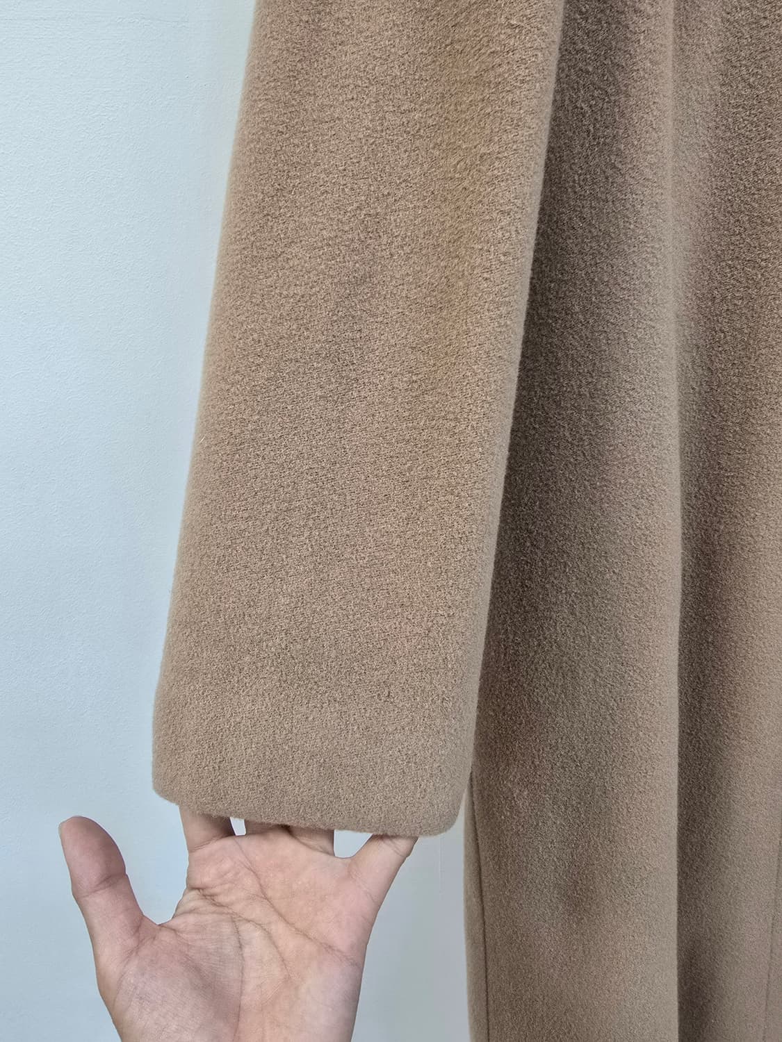 발렌티노 정품 울100% 단정라인 롱코트 상품이미지4