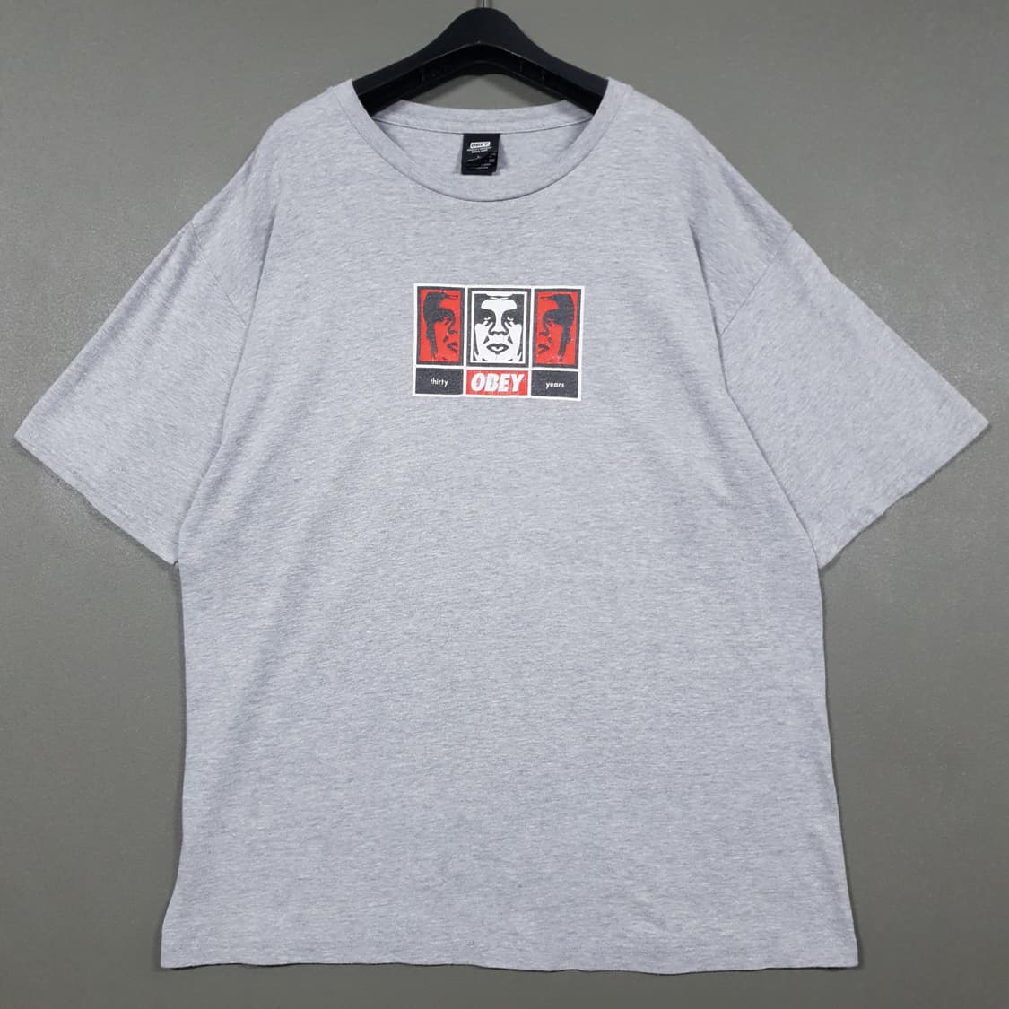 오베이 30주년 한정판) 3페이스 아이콘 라운드 반팔티 그레이 L 상품이미지2