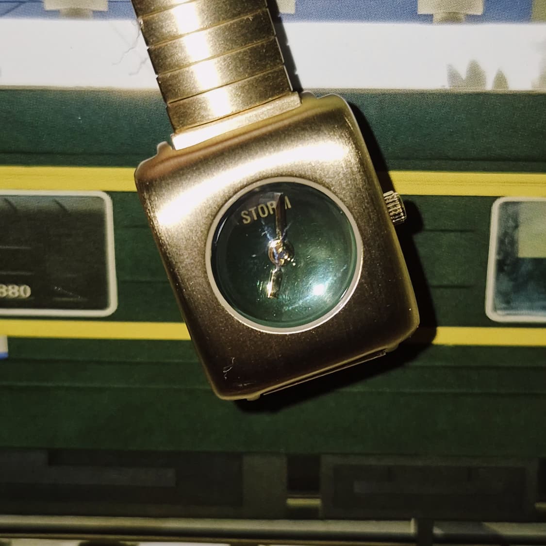 90s 영국 스톰 그린 스퀘어 반구 팔찌 시계 상품이미지10