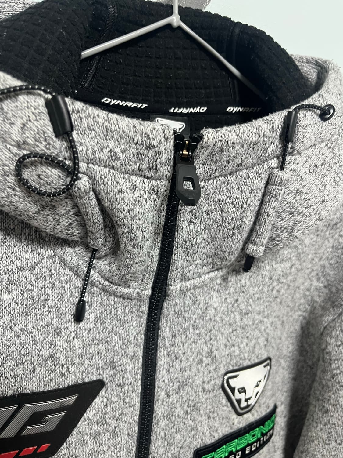 다이나핏 후드집업 카보닉 리미티드 에디션 상품이미지4