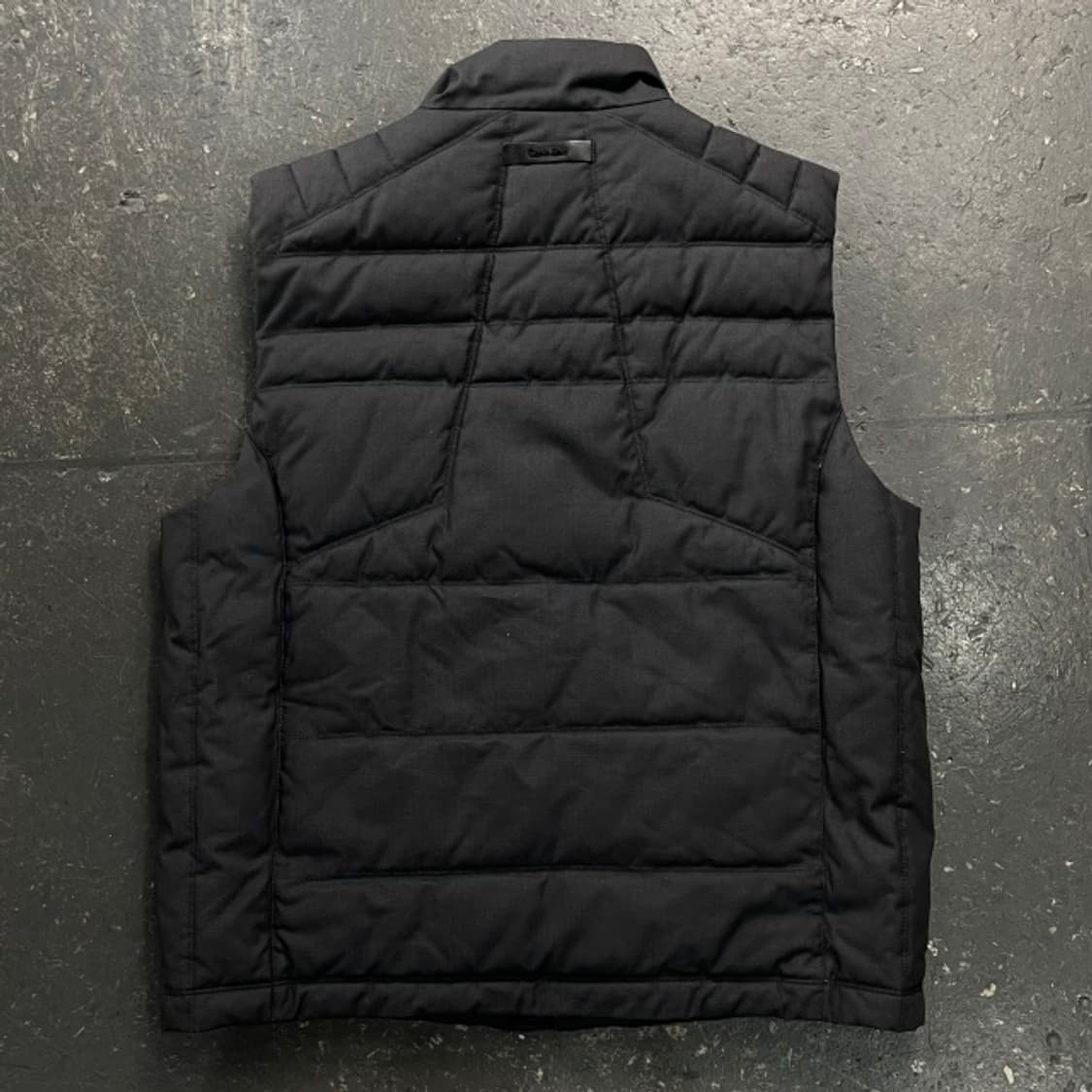 100 캘빈클라인 패딩조끼 상품이미지5