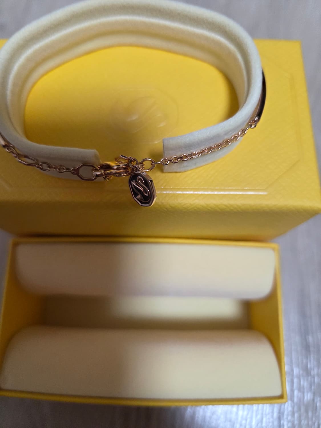 새제품)스와로브스키 댄싱 팔찌 정품 상품이미지7